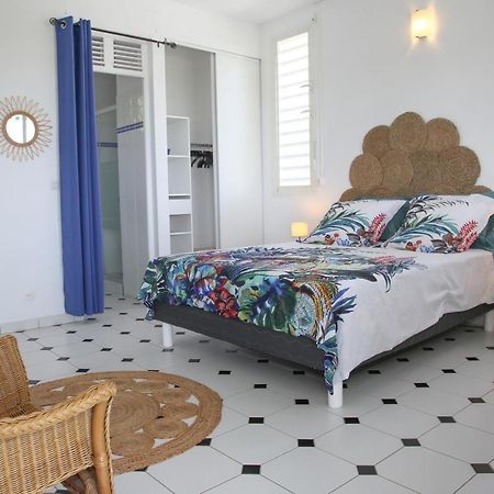 Villa Theo , Chambre D'Hotes , Petit Dejeuner, Table D'Hotes Sainte-Anne  Εξωτερικό φωτογραφία
